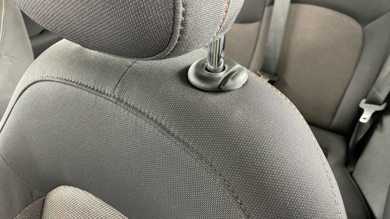 MINI Hatchback 1.5 Cooper Classic Premium 5dr Auto Petrol Hatchback